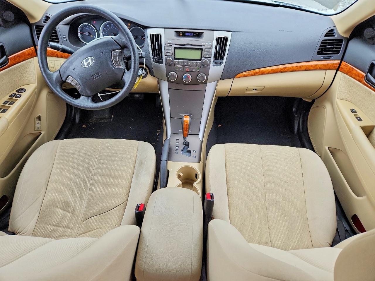 2010 HYUNDAI SONATA