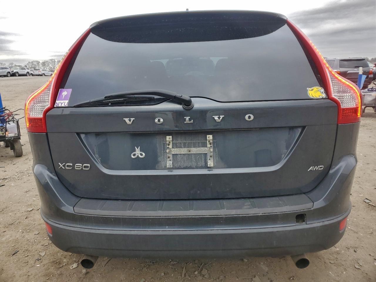 2012 VOLVO XC60