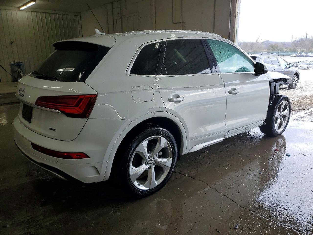 2021 AUDI Q5