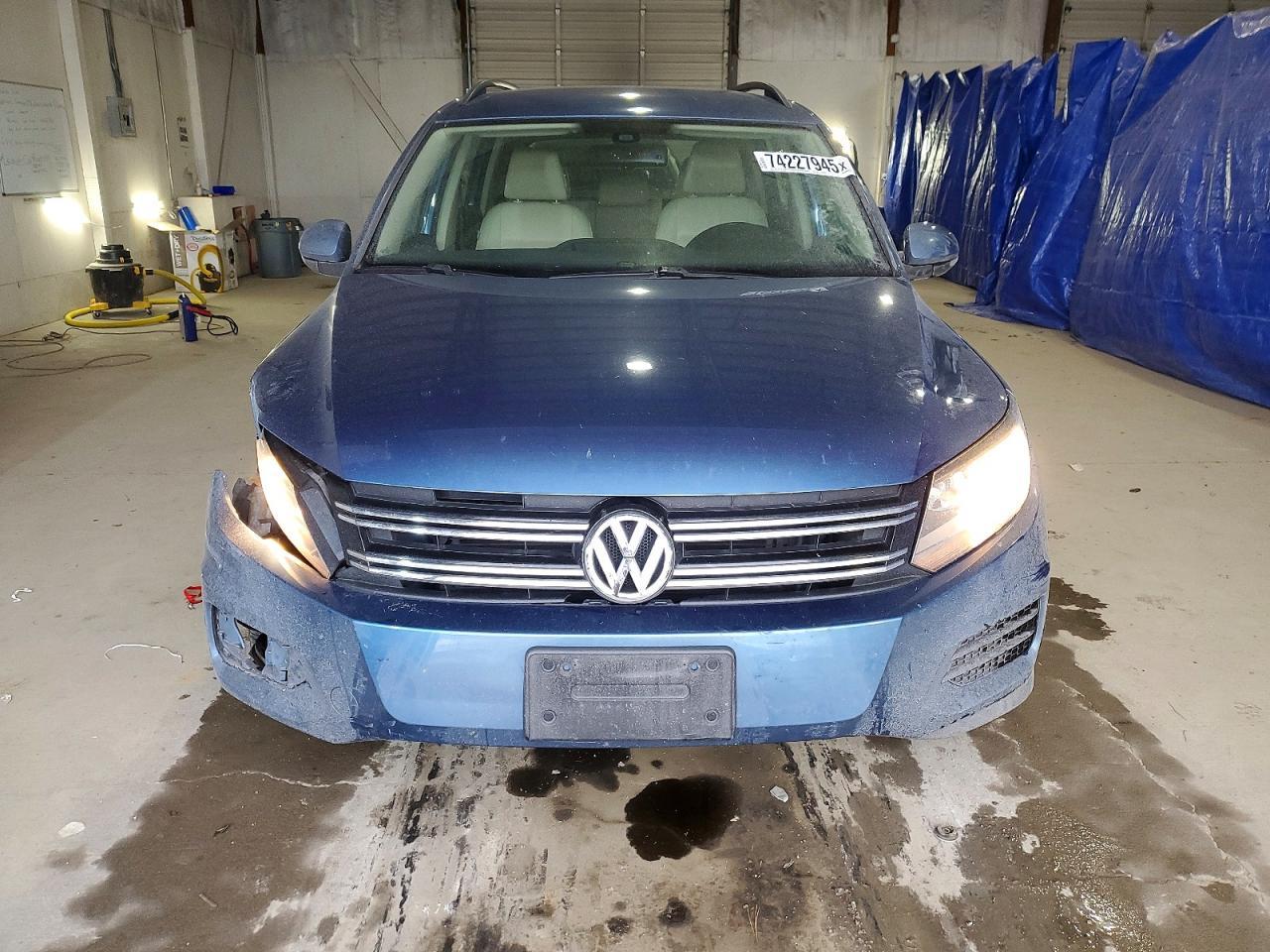 2017 VOLKSWAGEN TIGUAN