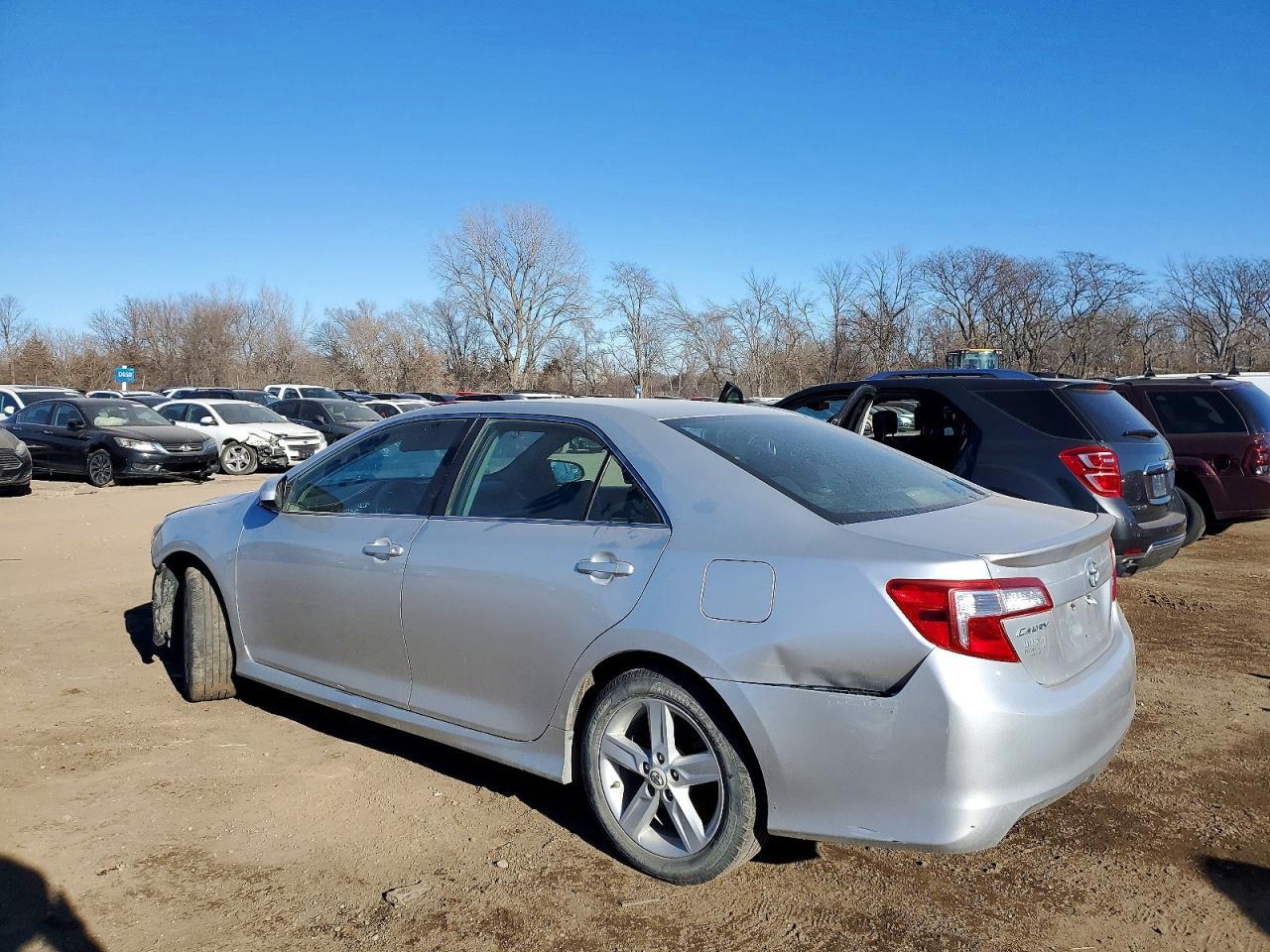2012 TOYOTA CAMRY