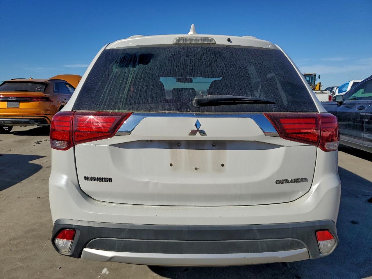 2017 MITSUBISHI outlander