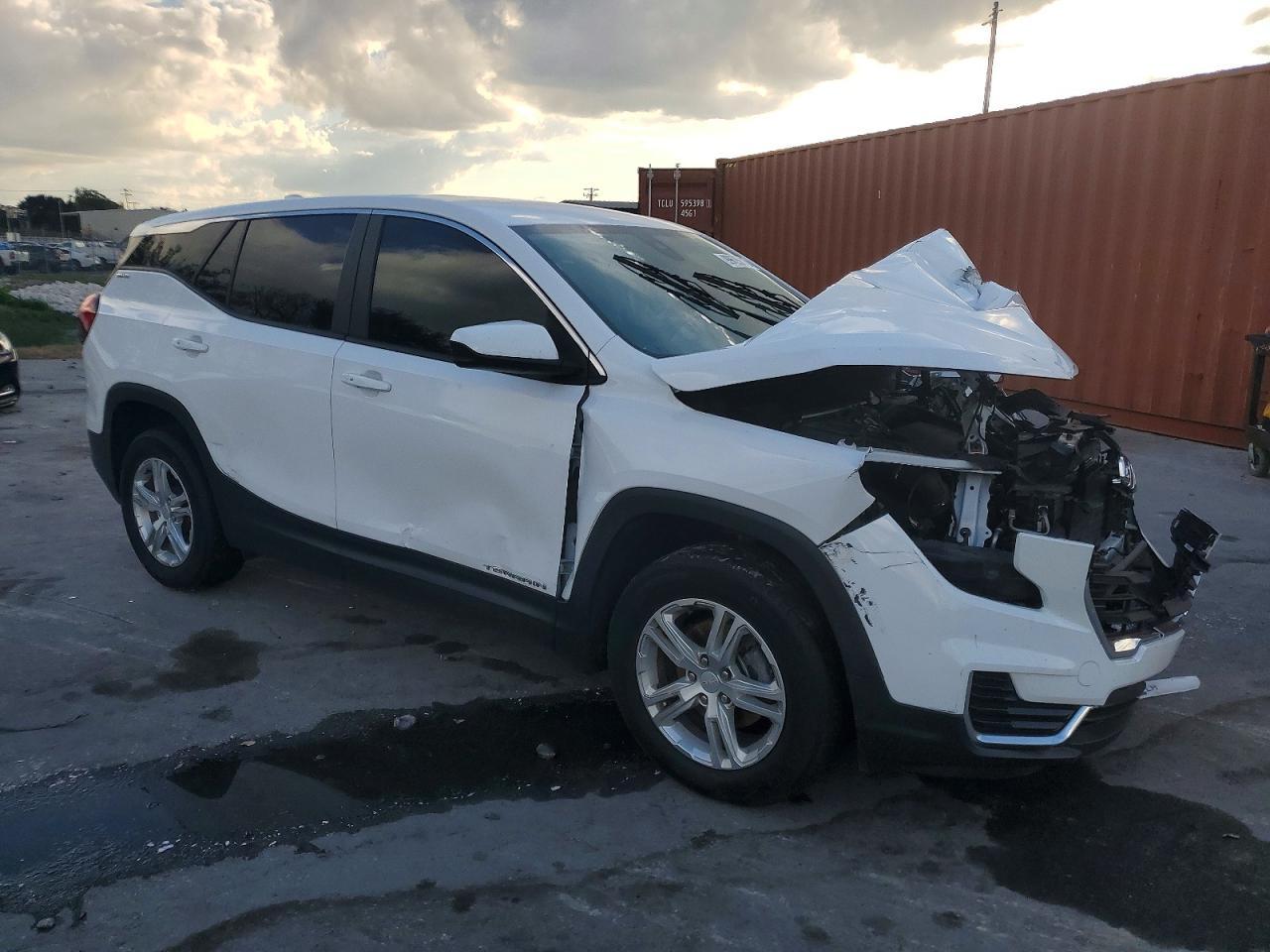 2024 GMC Terrain
