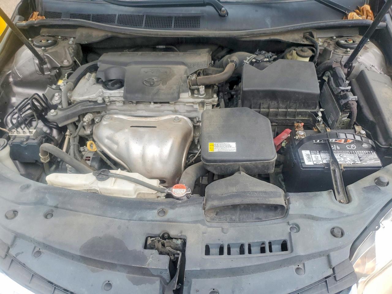 2016 TOYOTA CAMRY