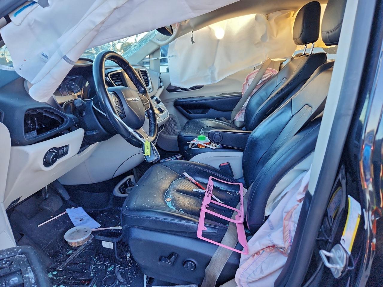 2020 CHRYSLER Pacifica