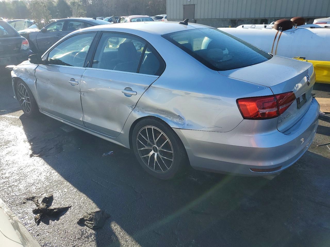2015 VOLKSWAGEN JETTA