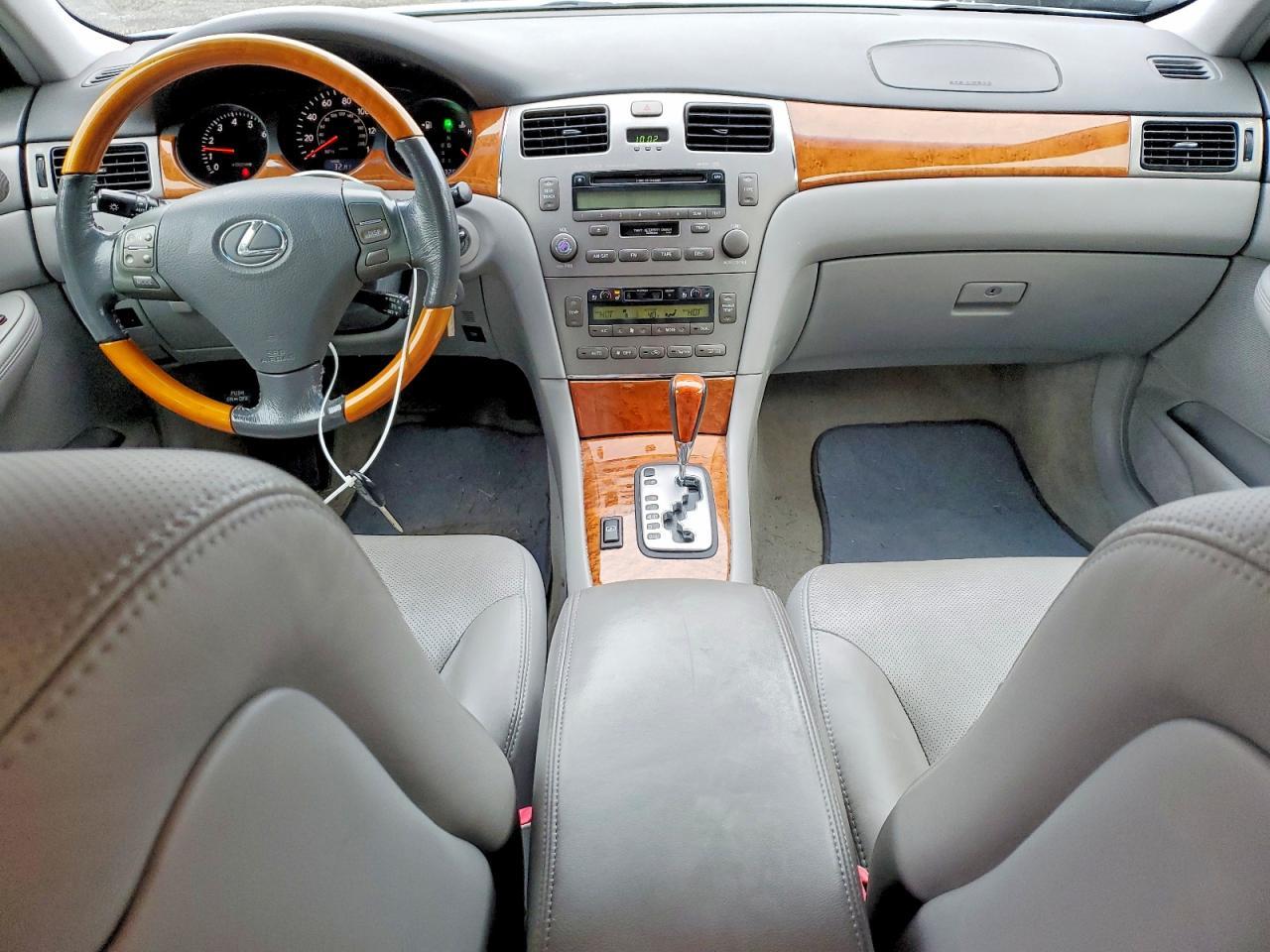 2005 LEXUS ES 330
