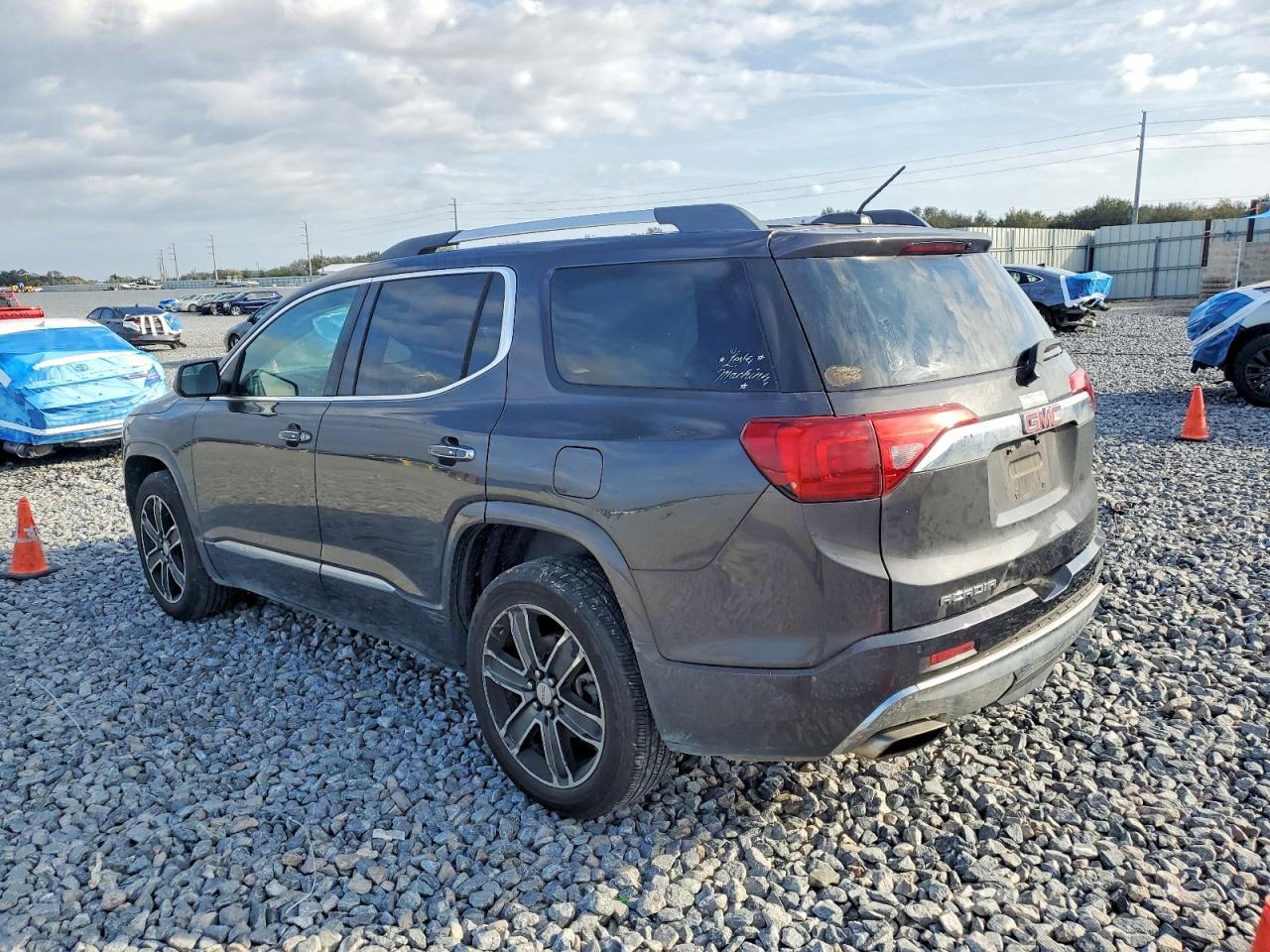 2017 GMC ACADIA
