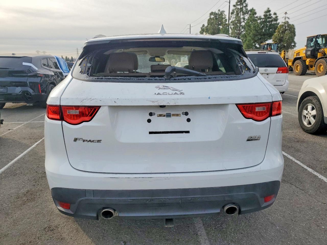 2017 JAGUAR F-Pace