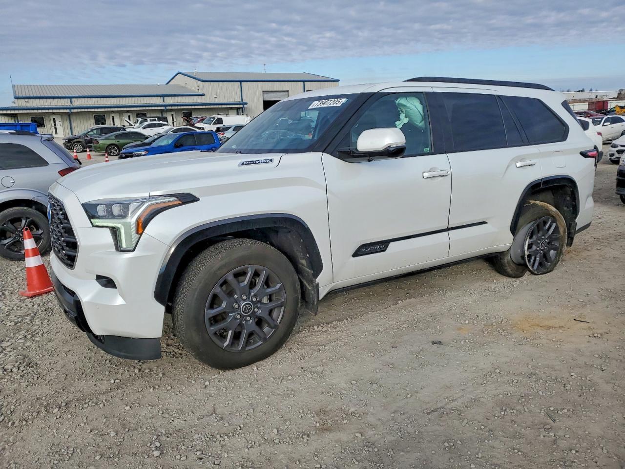 2023 TOYOTA Sequoia