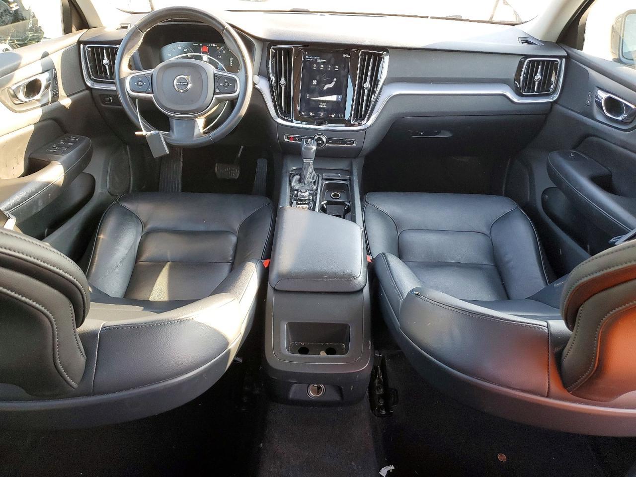 2020 VOLVO S60
