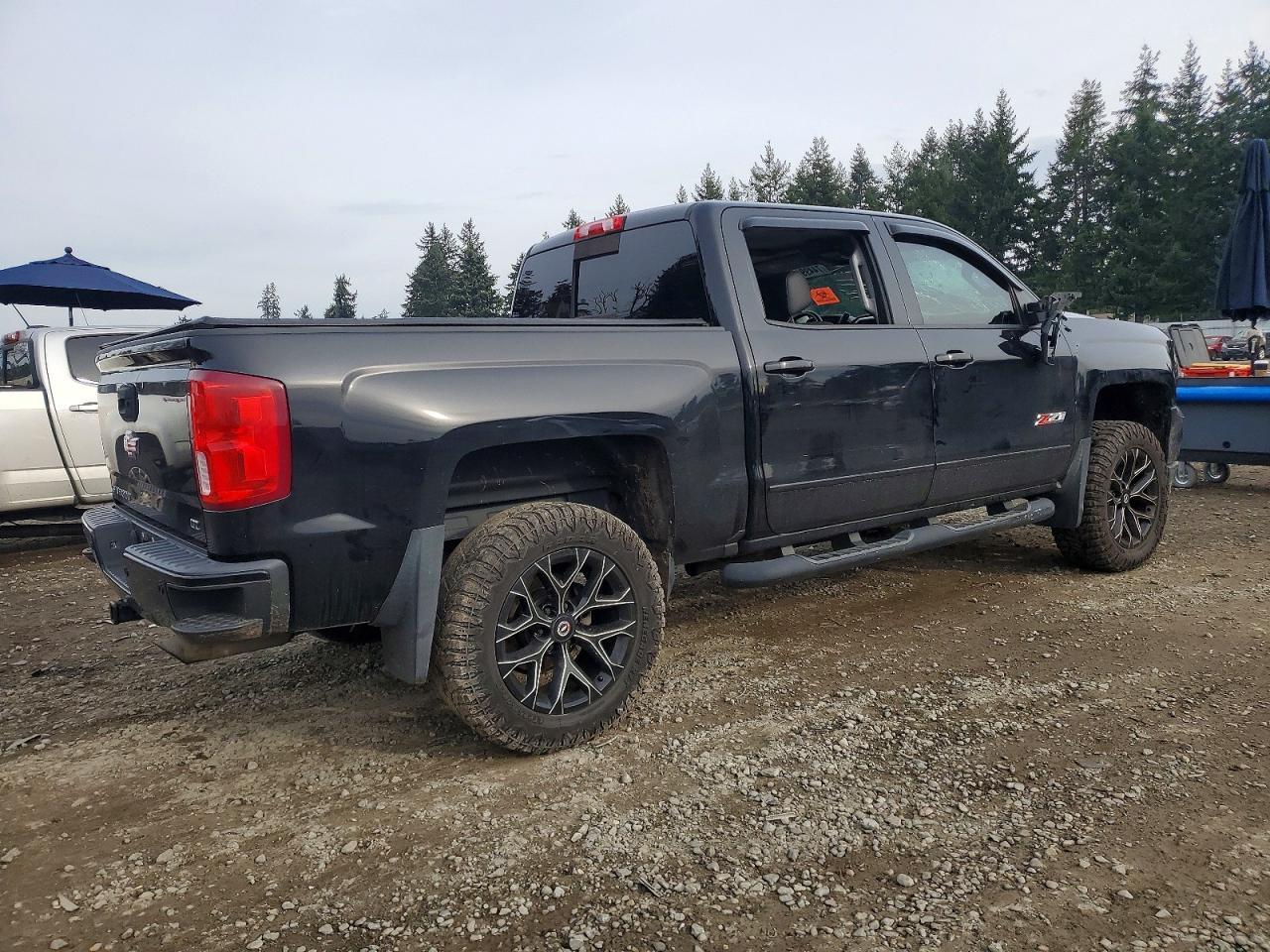 2017 CHEVROLET Silverado