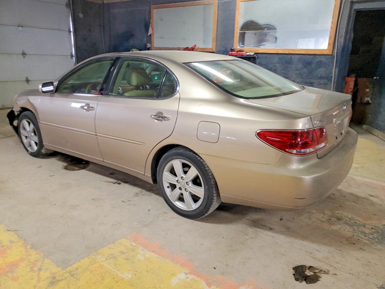 2005 LEXUS ES 330