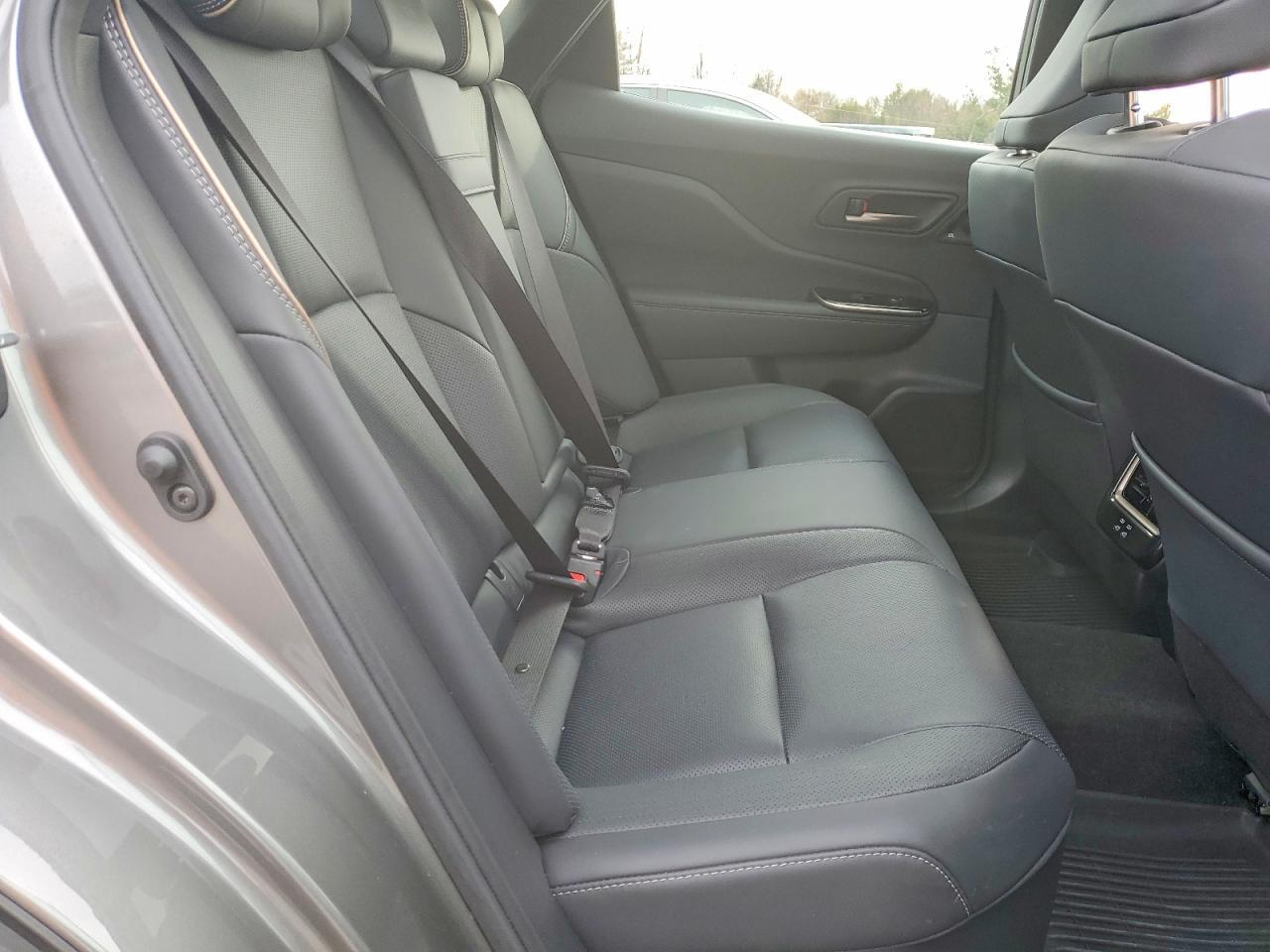 2024 TOYOTA Crown