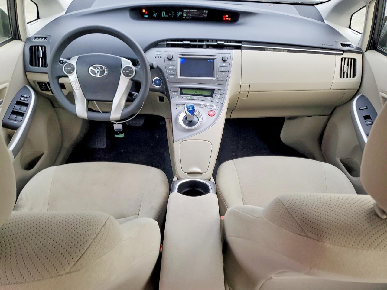 2014 TOYOTA PRIUS