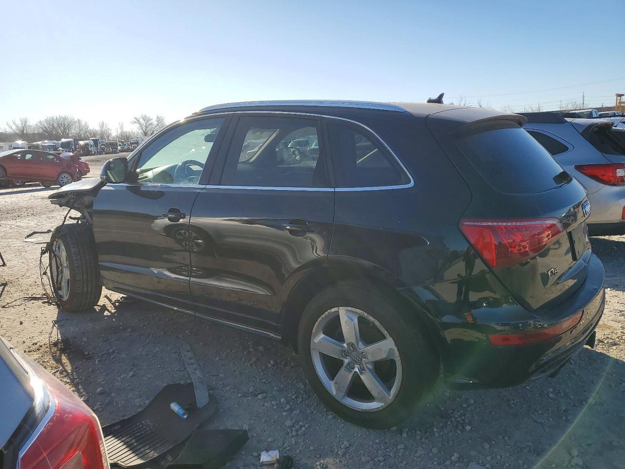 2012 AUDI Q5