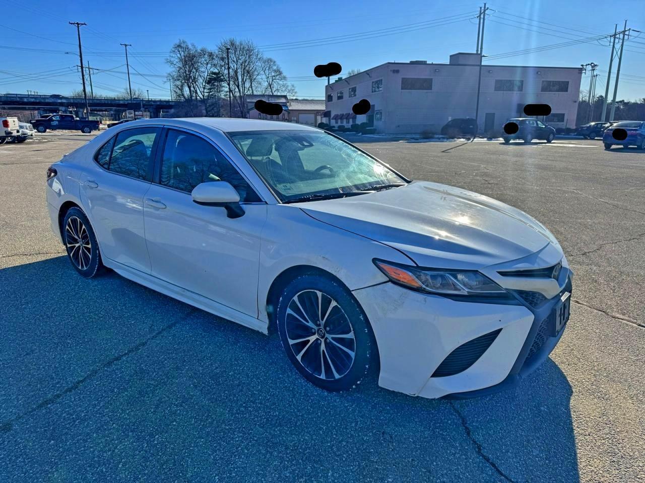 2018 TOYOTA CAMRY