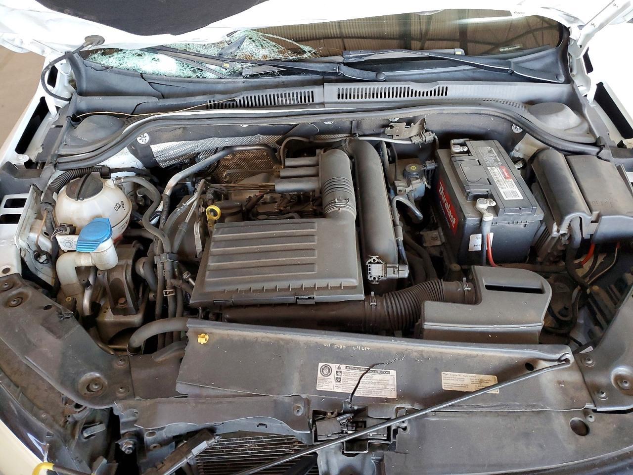 2016 VOLKSWAGEN JETTA