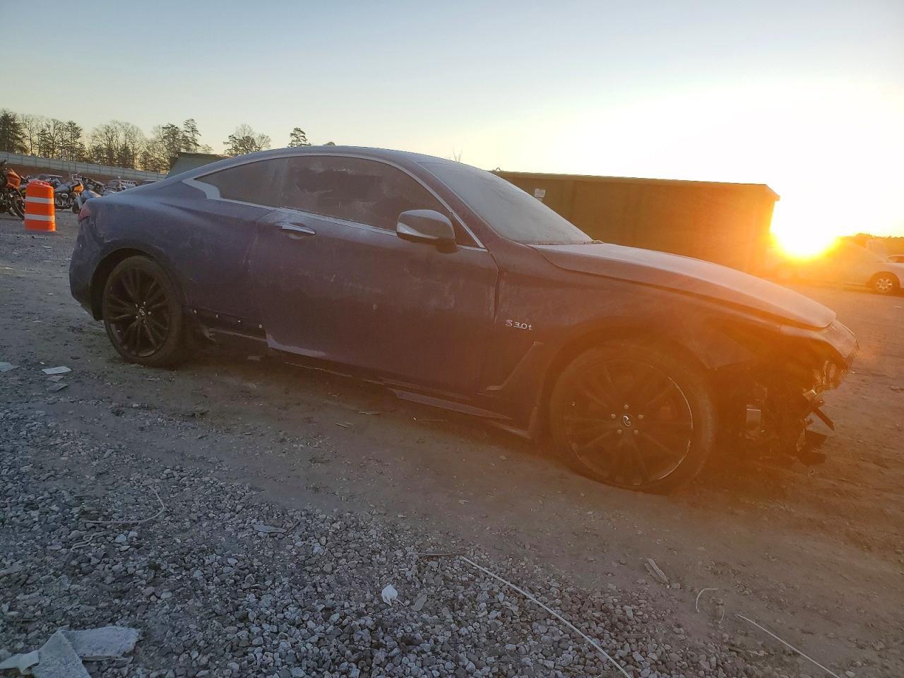 2017 INFINITI Q60