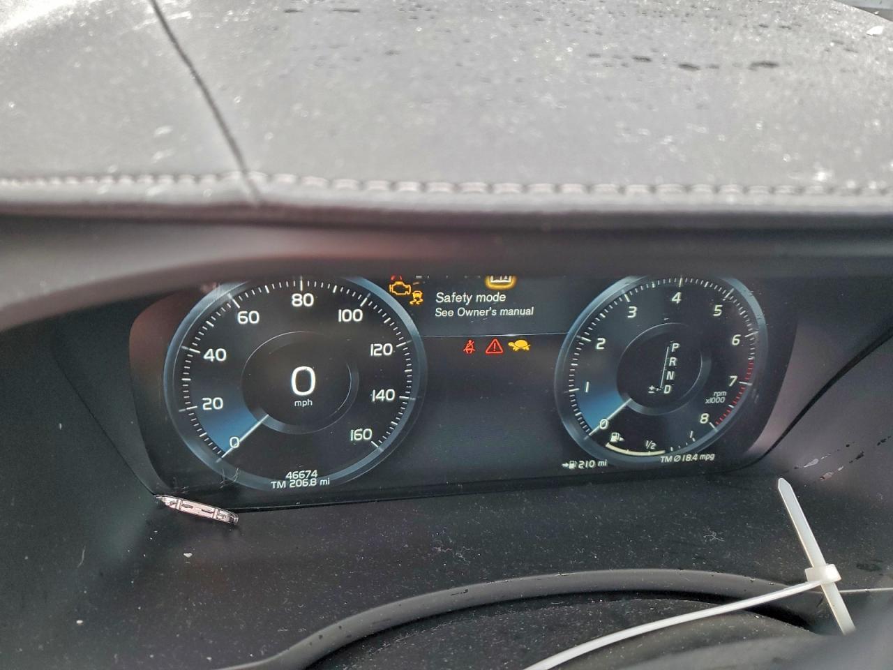 2022 VOLVO XC90