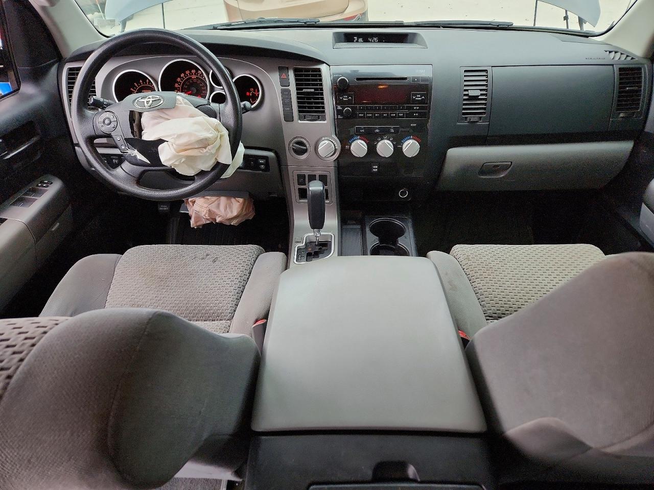 2011 TOYOTA TUNDRA
