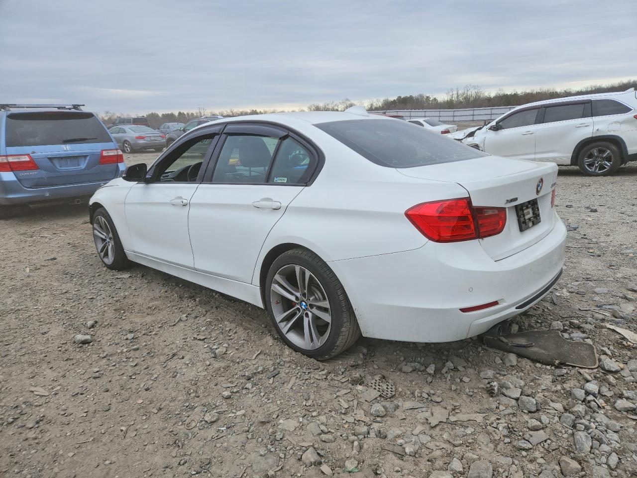 2013 BMW 3 SERIES