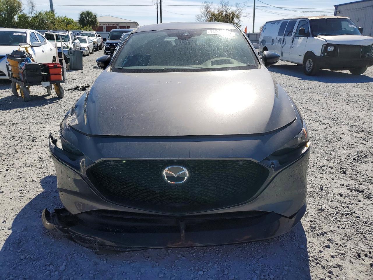 2021 MAZDA 3
