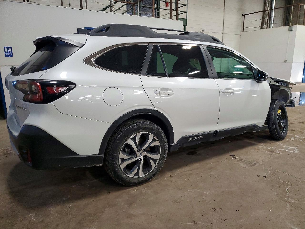 2022 SUBARU Outback