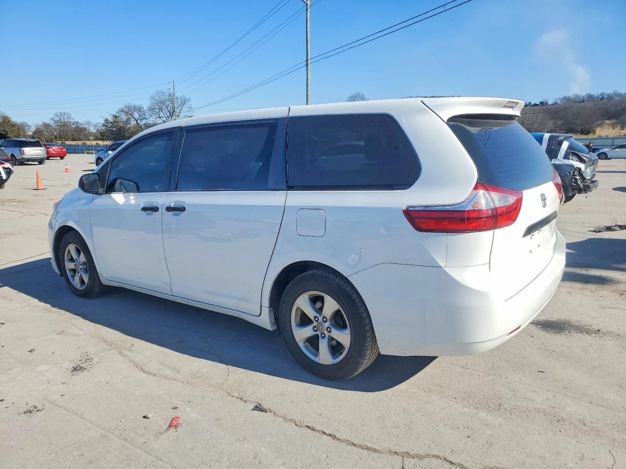2017 TOYOTA SIENNA