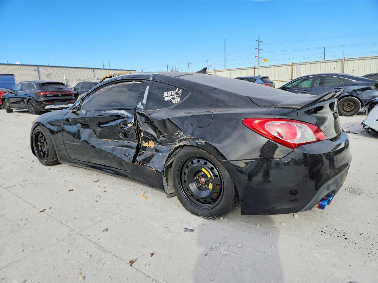 2011 HYUNDAI GENESIS