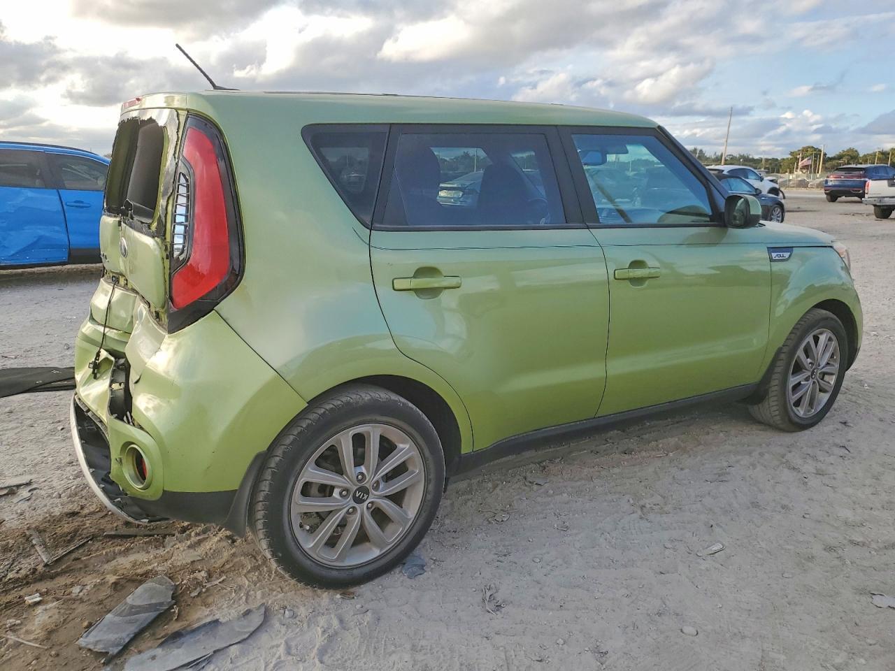 2017 KIA SOUL