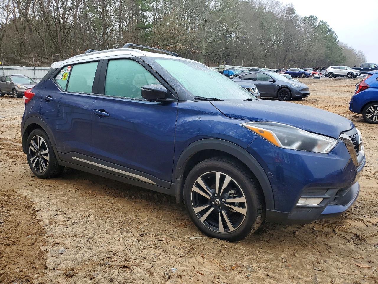 2018 NISSAN KICKS