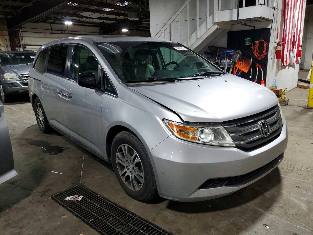 2011 HONDA ODYSSEY