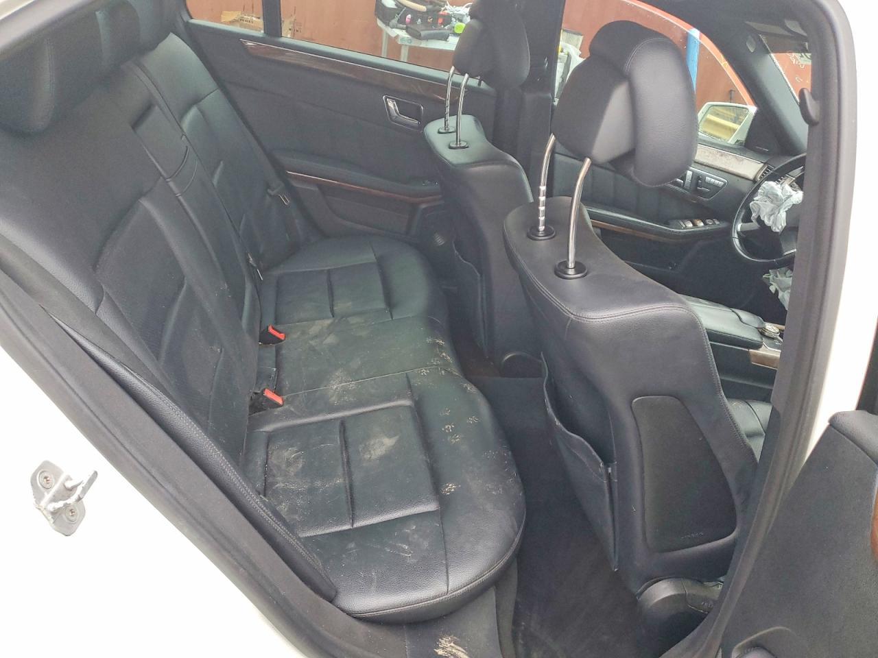 2010 MERCEDES-BENZ E-Class