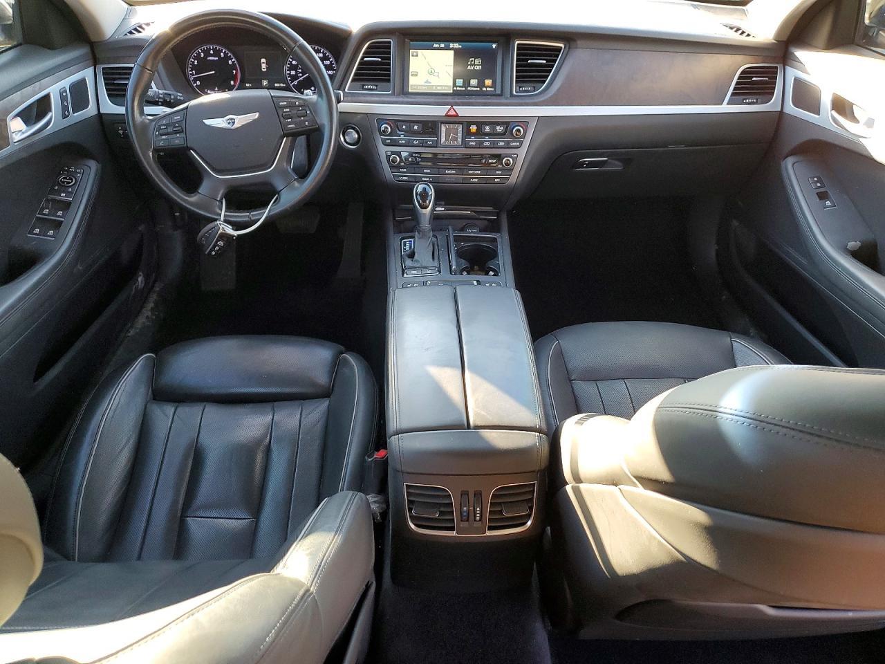 2015 HYUNDAI GENESIS