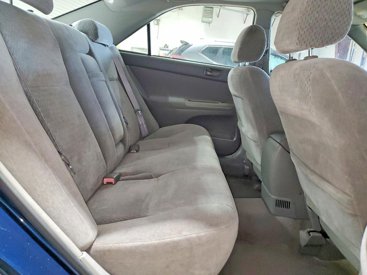 2002 TOYOTA CAMRY