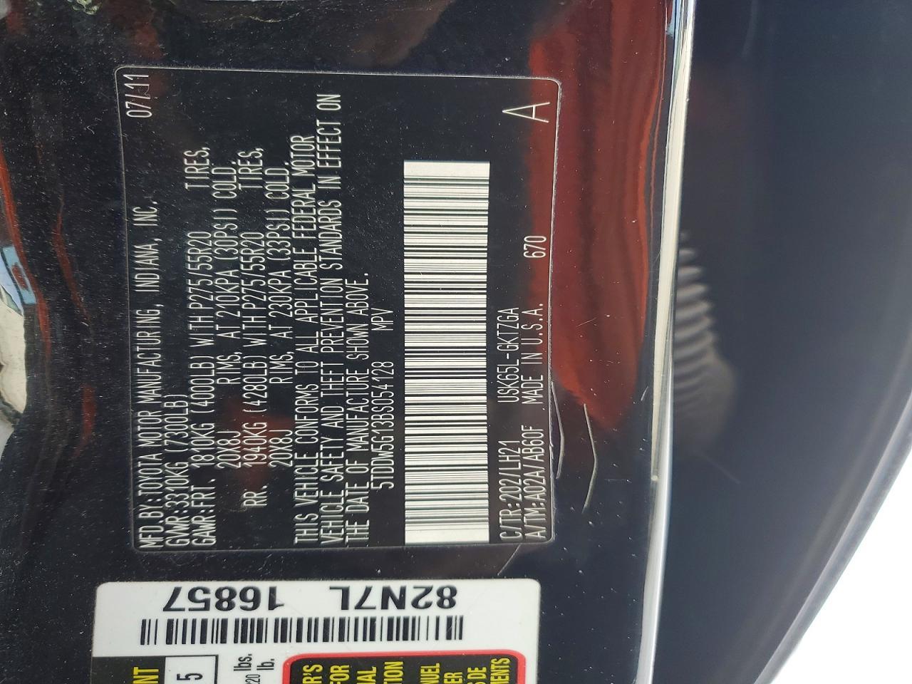 2011 TOYOTA Sequoia