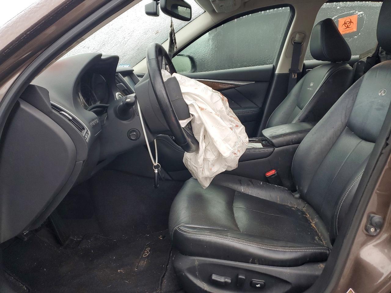 2014 INFINITI Q50