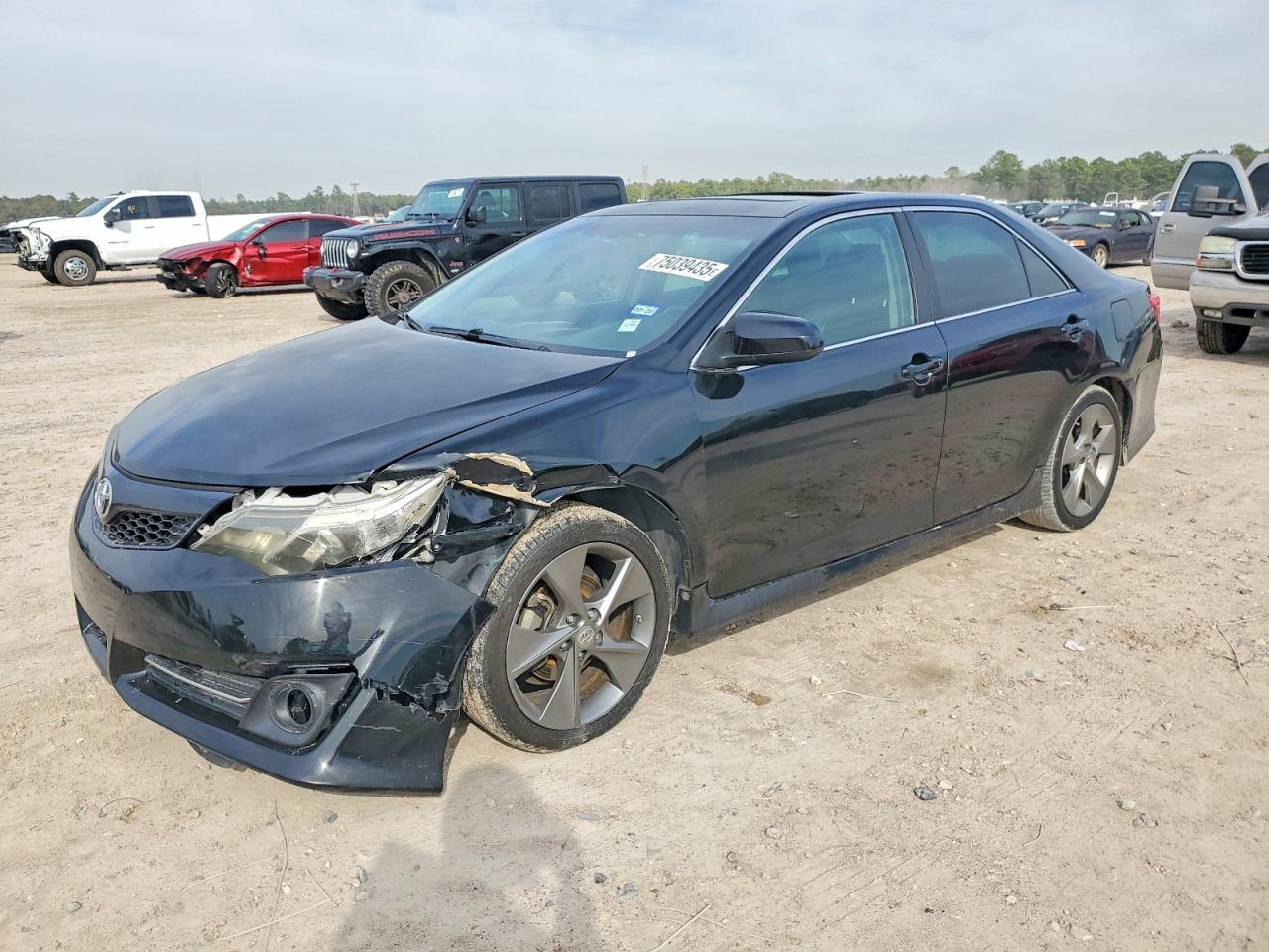 2012 TOYOTA CAMRY