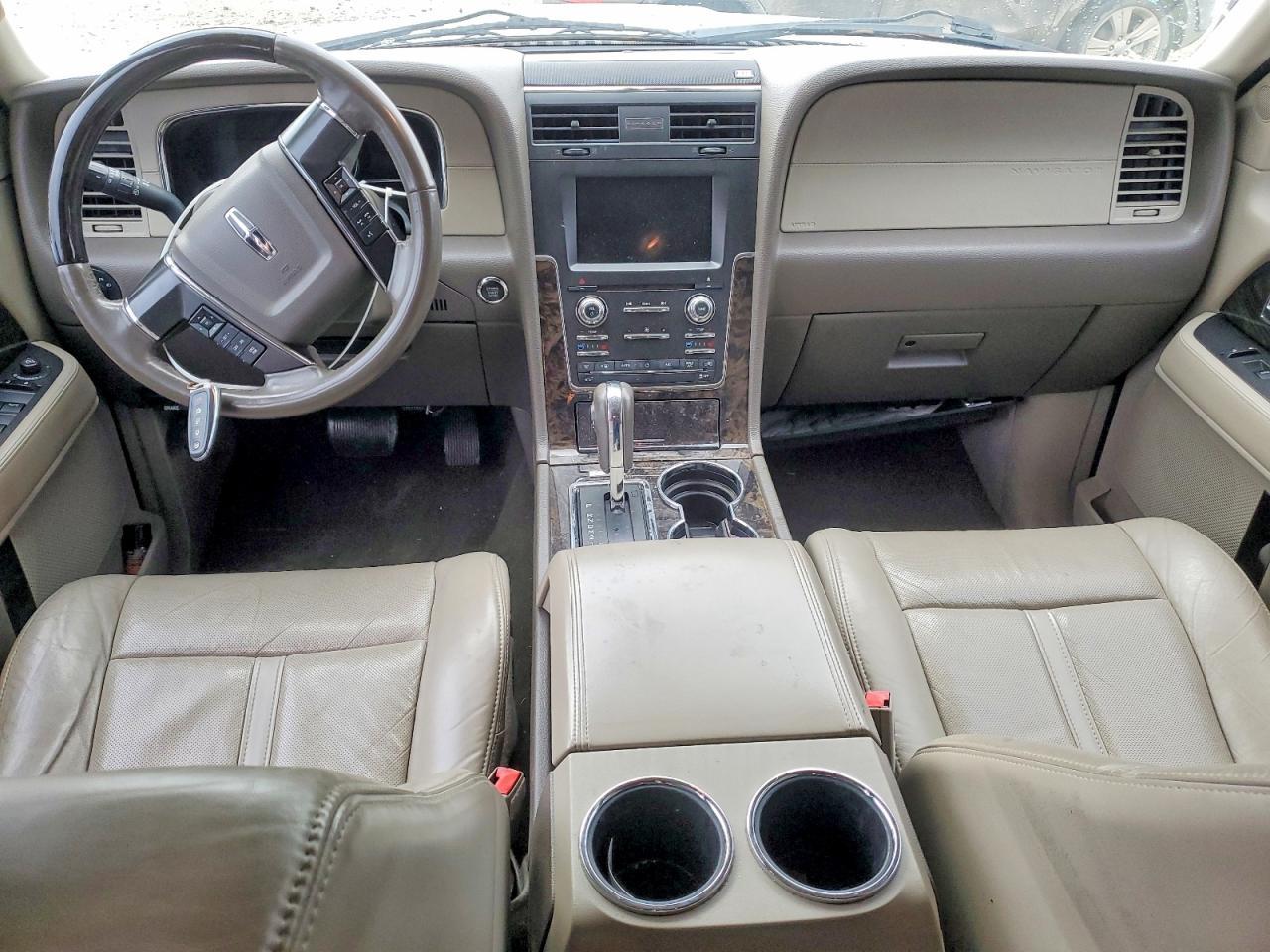 2016 LINCOLN Navigator