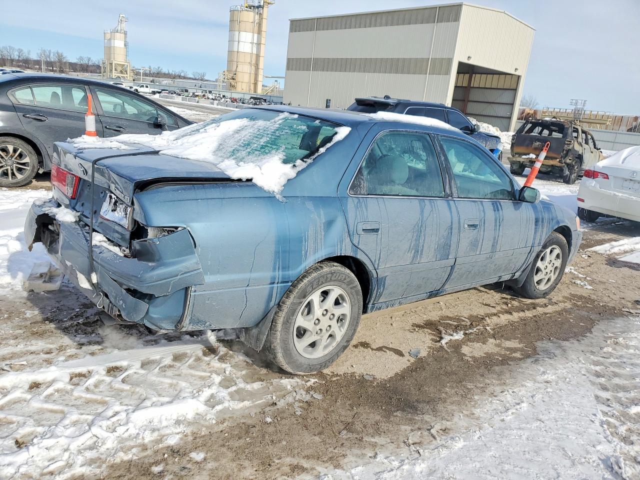 2001 TOYOTA CAMRY