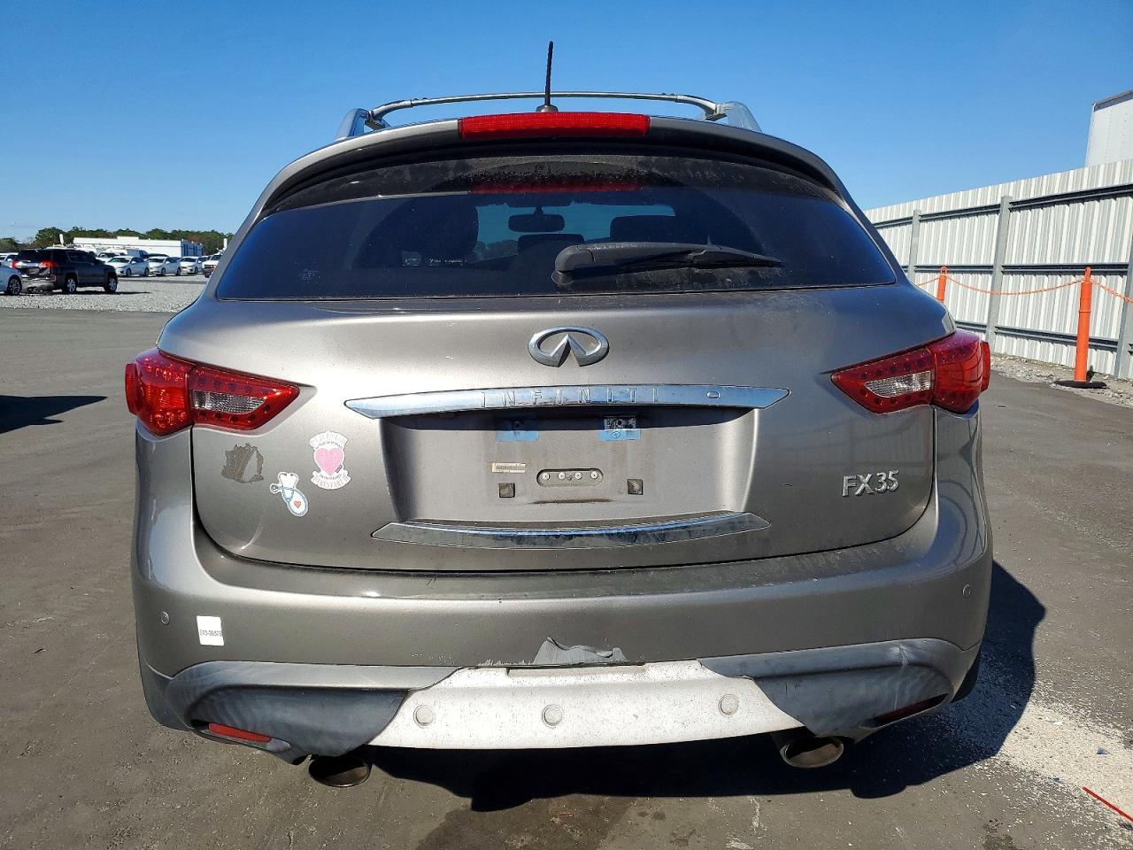 2009 INFINITI FX35