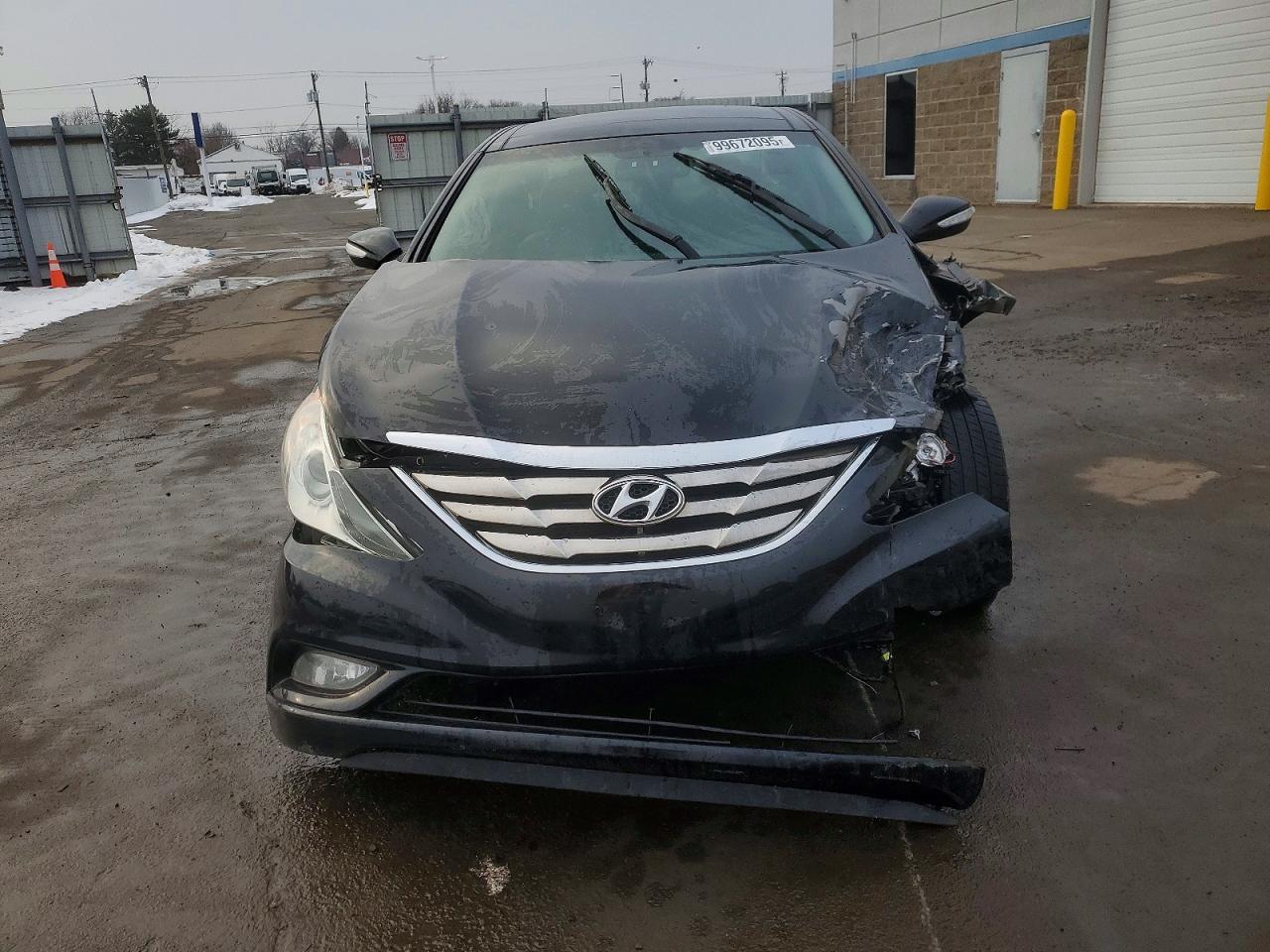 2013 HYUNDAI SONATA