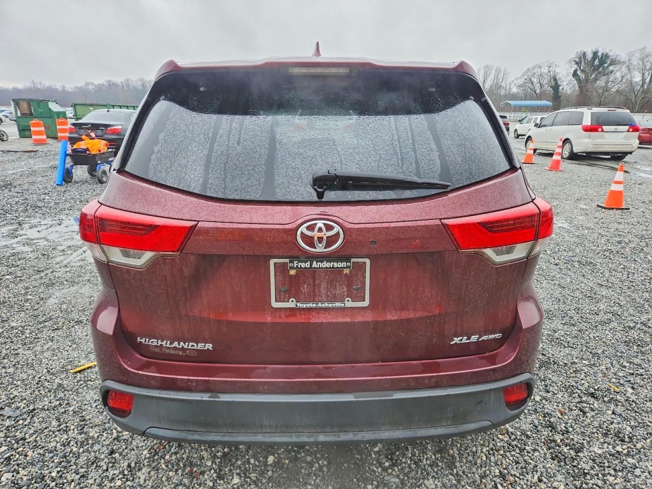 2019 TOYOTA HIGHLANDER