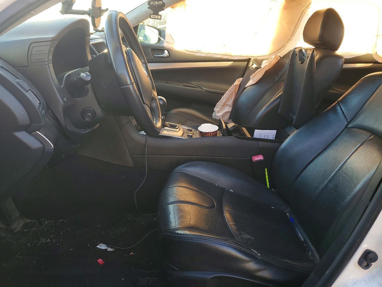 2013 INFINITI G37