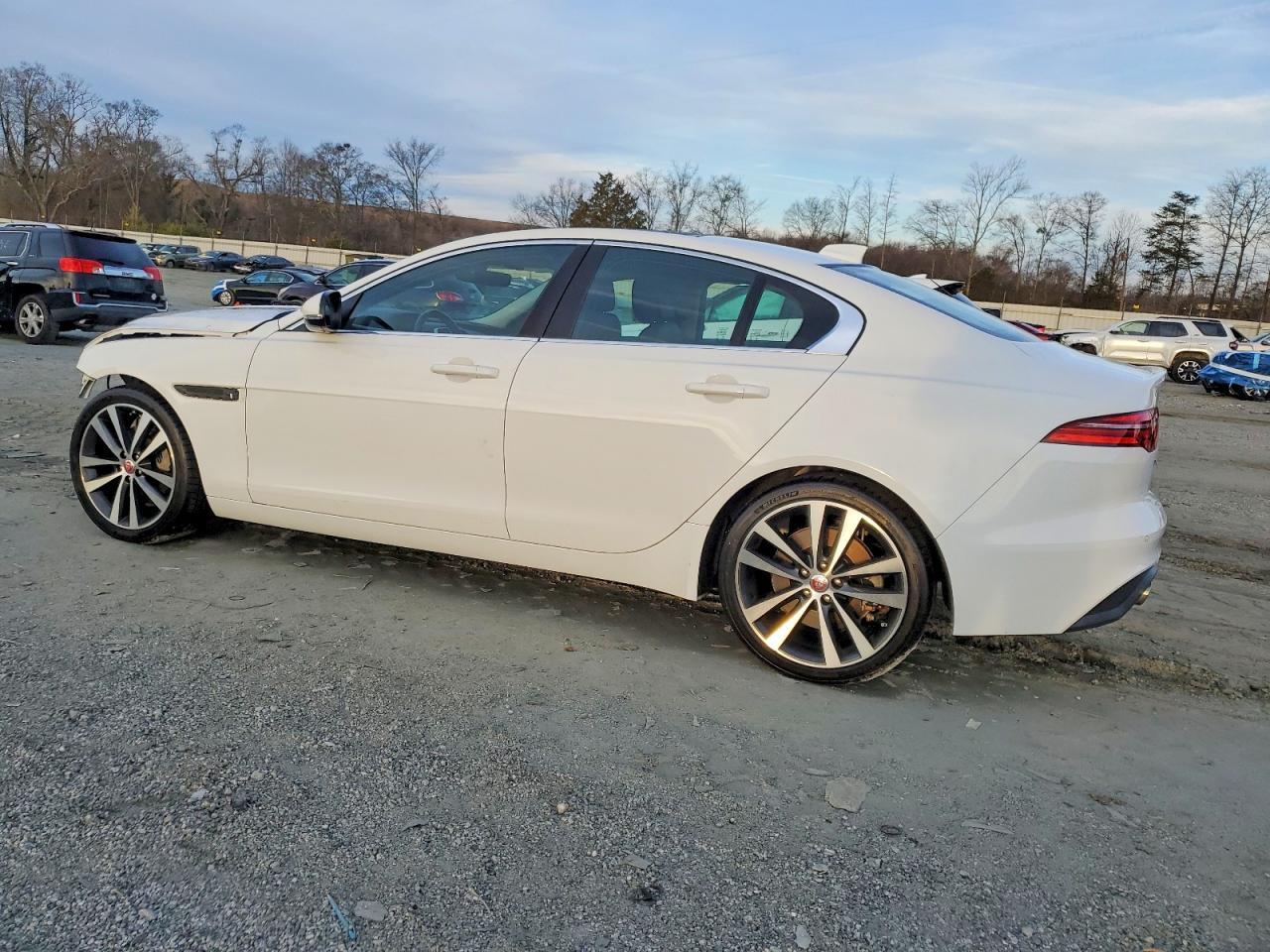 2020 JAGUAR XE