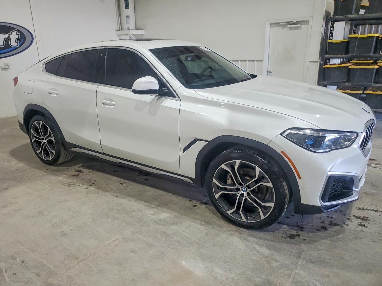 2022 BMW X6