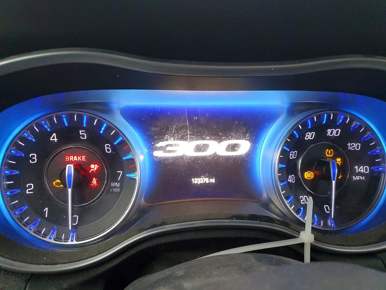 2015 CHRYSLER 300