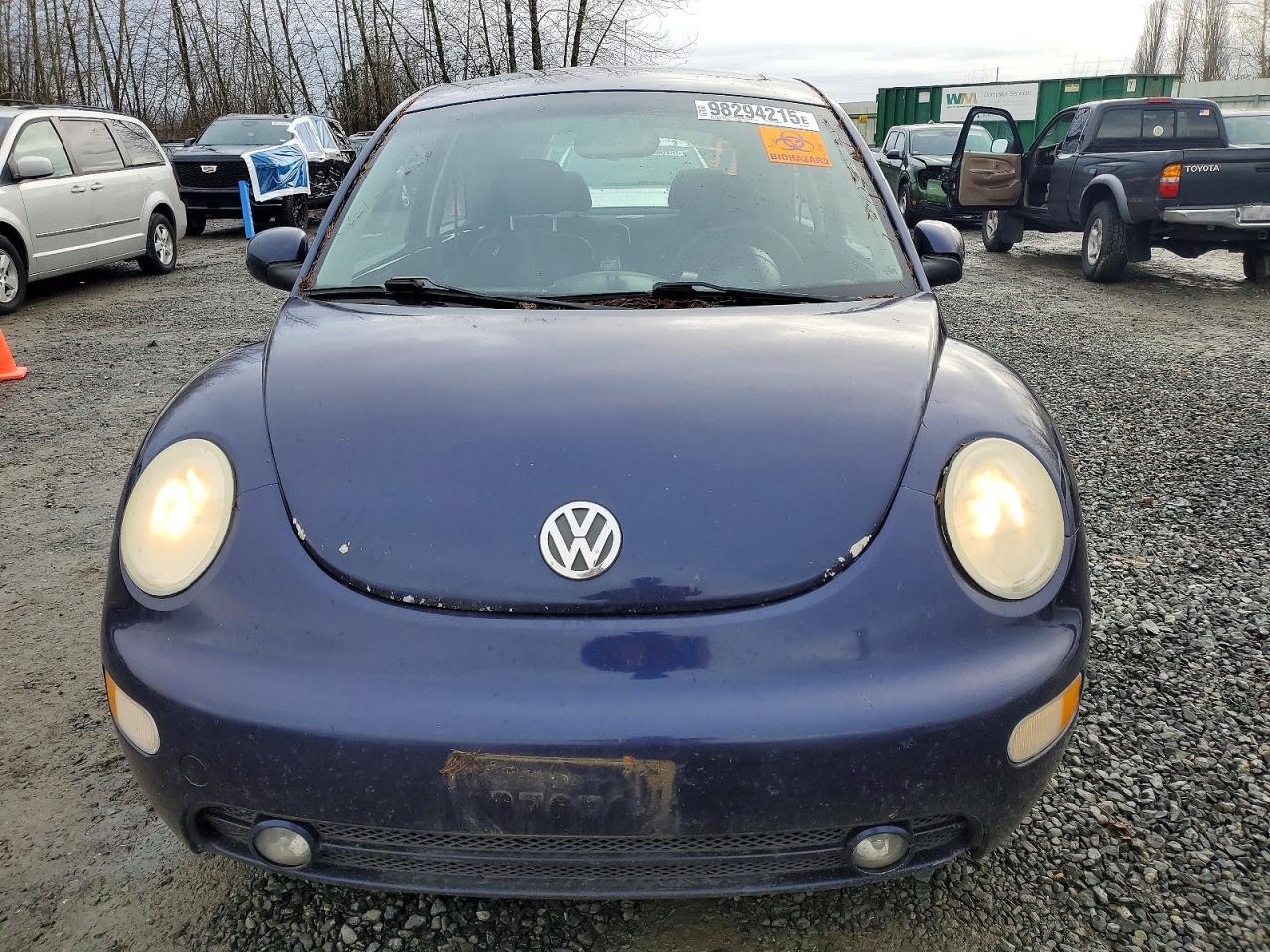 2002 VOLKSWAGEN Beetle