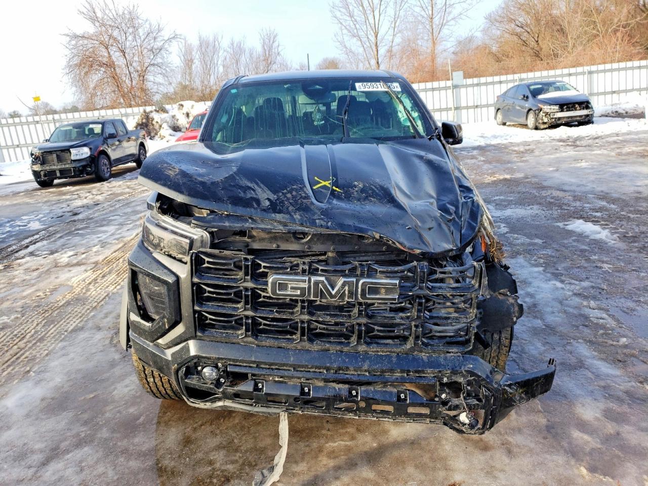2024 GMC CANYON